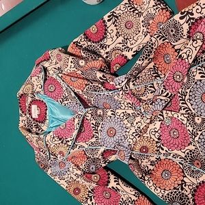 3 Sisters coat. Size M, worn 1 time. FABULOUS condition!!